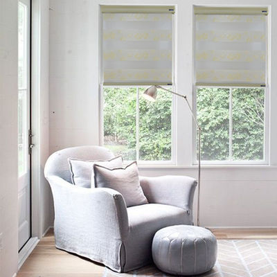 Double Blackout Roller Zebra Blind Curtain Horizontal Style Polyester Yarn Material