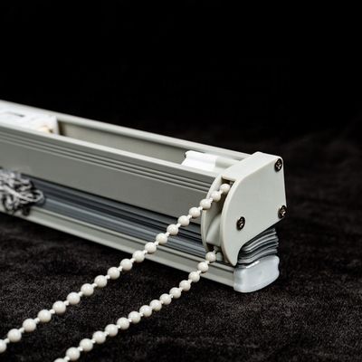 Flat Plate Office Window Drapes , Manual Control Aluminum Venetian Blind