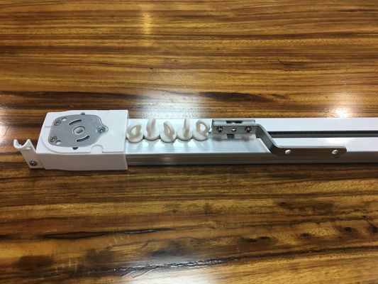 Metal Polish Electric Curtain Tracks , Adjustable Curtain Rails For Decoration