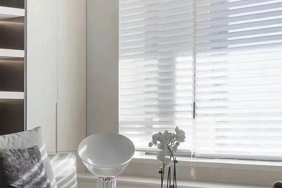 Soft Light Shangri La Electric Motorized Blinds Blackout With Two Layers Yarn